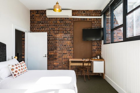 The Florance - Tourism Noosa 38
