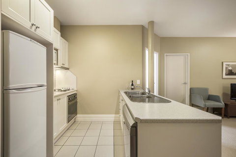Launceston Central Apartment Hotel Official - Tourism Noosa 19