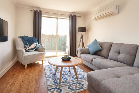 Elphin Serviced Apartments - Tourism Noosa 13