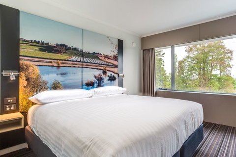 Mercure Launceston - Tourism Noosa 13