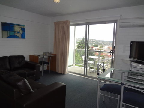 Adina Place Motel Apartments - Tourism Noosa 19