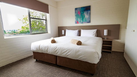 Adina Place Motel Apartments - Tourism Noosa 2