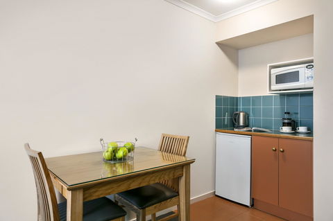 Hobart Waterfront Apartments - Tourism Noosa 11