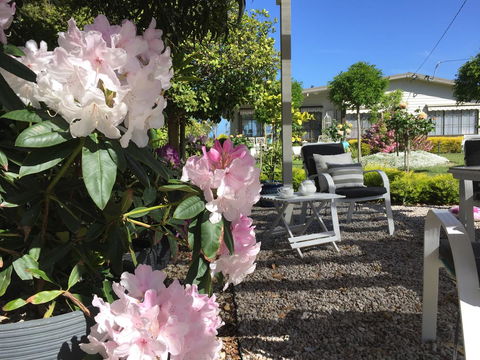 Garden By The Beach - Gateway To The East Coast, Close To Airport - Tourism Noosa 24