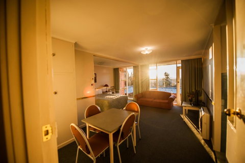 Parklane Motel - Tourism Noosa 0