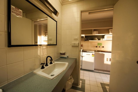 Parklane Motel - Tourism Noosa 24