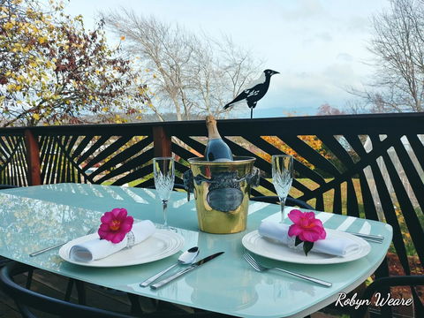 The WeareHouse In Deloraine - Tourism Noosa 3