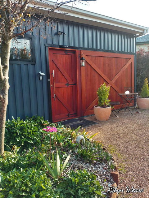 The WeareHouse In Deloraine - Tourism Noosa 0