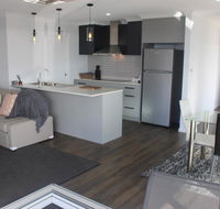 Hilltop Ocean Views  - Tourism Noosa