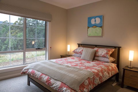 Mountain Blue Guest House - Tourism Noosa 16