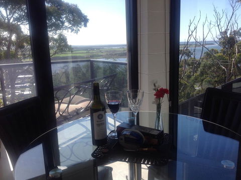 Sheer Pleasure Accommodation - Tourism Noosa 9