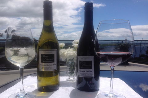 Sheer Pleasure Accommodation - Tourism Noosa 1