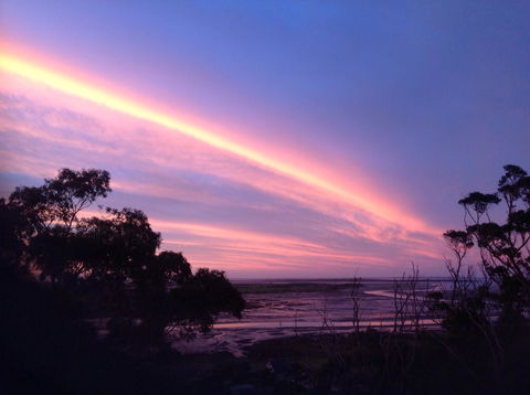 Sheer Pleasure Accommodation - Tourism Noosa 10