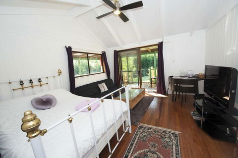 Nimbin Waterfall Retreat - Tourism Noosa 2