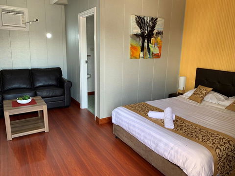 Nowa Nowa Hotel Motel - Tourism Noosa 1