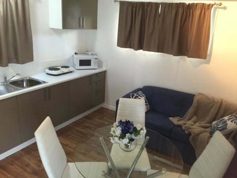 Oakridge Motel Tourist Park - Tourism Noosa 1