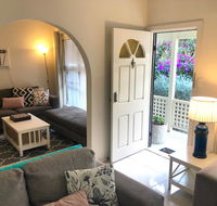 Ocean Beach Cottage - Tourism Noosa