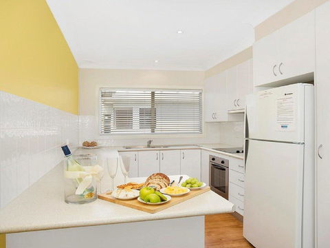 Ocean Blue Apartment Three - Apartment On 2nd Level - Tourism Noosa 3