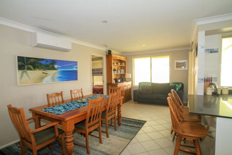 Ocean Break - At Berrara - Tourism Noosa 2