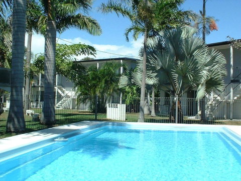 Ocean Breeze Units - Tourism Noosa 1