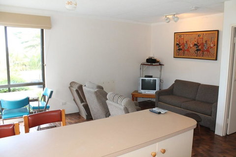 Ocean Front Malua Bay - Tourism Noosa 3