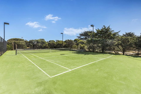 Ocean Luxe Retreat Luxury House With Pool, Tennis Court, Fireplace, Walk To Beach - Tourism Noosa 1