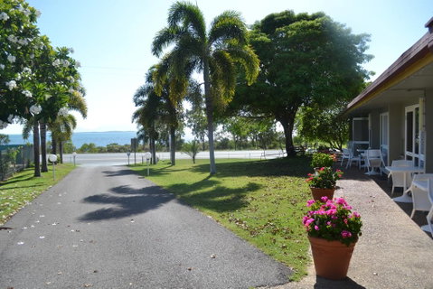 Ocean View Motel Bowen - Tourism Noosa 2