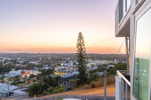 Ocean Views - Tourism Noosa 3