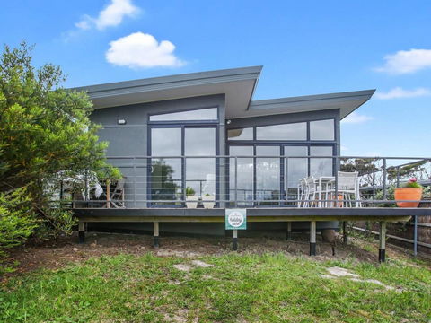 OCEANS 12 - Modern Ocean View Villa - Tourism Noosa 0