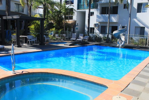 Oceanside Hawks Nest - Tourism Noosa 0