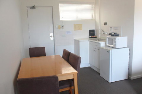 Oceanside Hawks Nest - Tourism Noosa 2