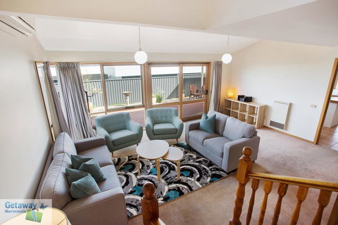 Oyster View - Tourism Noosa 3