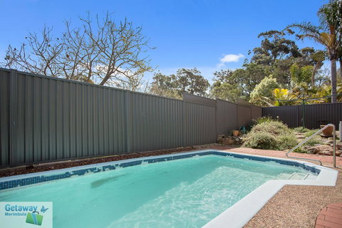 Oyster View - Tourism Noosa 1