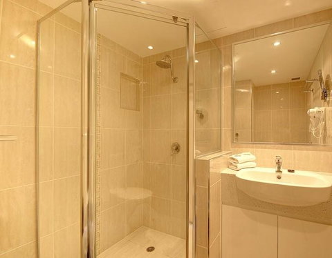 Pacific Surf Absolute Beachfront Apartments - Tourism Noosa 1