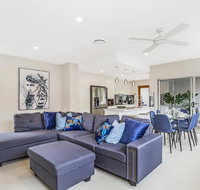 Park Avenue Luxe Townhouse Brand New Sleeps 9 - Tourism Noosa