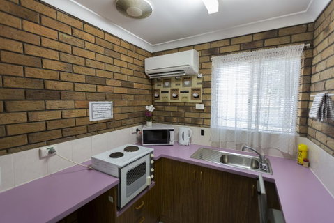 Park House Motor Inn - Tourism Noosa 1