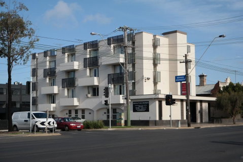 Parkville Place Serviced Apartments - Tourism Noosa 0
