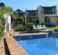 Penguin Mews - Tourism Noosa