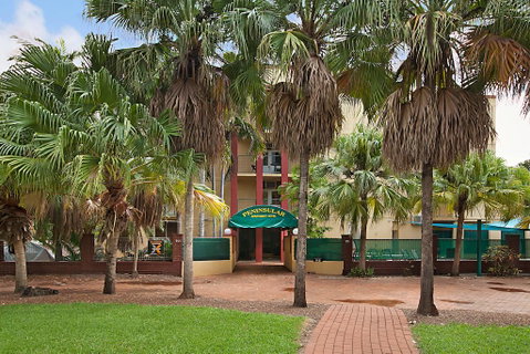 Peninsular Apartments - Tourism Noosa 0