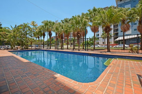 Peninsular Apartments - Tourism Noosa 1
