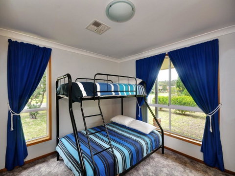 Pet Friendly - Family Holiday Home - Pets Welcome - Tourism Noosa 3