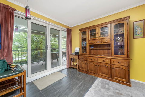 Pet Friendly Home - Pool & Parking - Tennis Court - Tourism Noosa 3