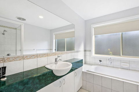 Pomora Townhouse 28a - Tourism Noosa 3