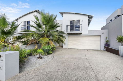 Pomora Townhouse 28a - Tourism Noosa 2