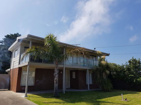 Portarlington Beach Shack 50 Metres To The Water - Tourism Noosa 0