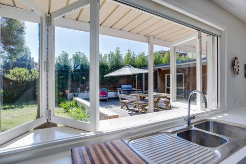 Portsea Place - Tourism Noosa 1