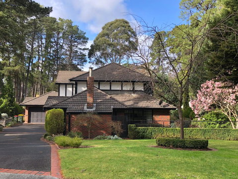 Pride Leisure Garden House - Tourism Noosa 0