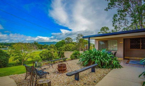 Private Gold Coast Home Cottage - Tourism Noosa 0