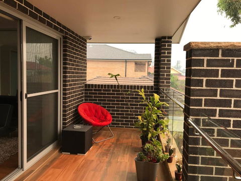 Private Room In Modern, Comfortable Home Stay - Tourism Noosa 2
