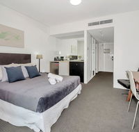 Privately owned Hotel Room by Cairns Marina 222 - Tourism Noosa